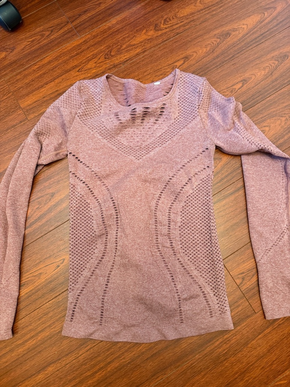 Alo Yoga Mauve Knit Long Sleeve Seamless Top